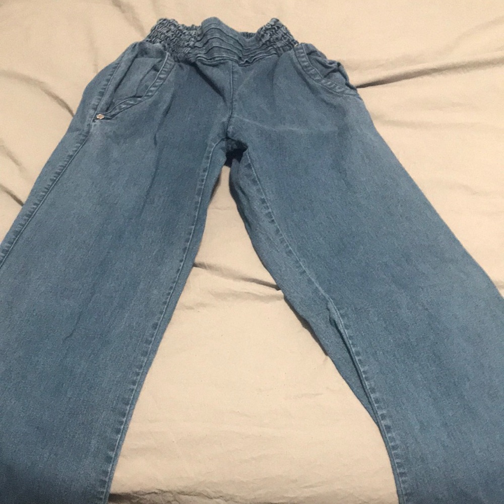 Women’s Blue Jeans!!